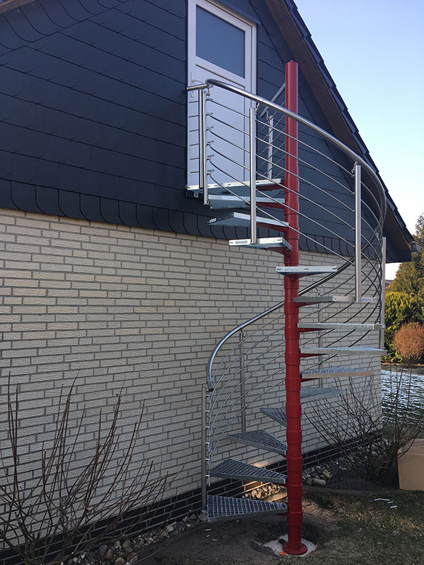 Spindeltreppe als Außentreppe